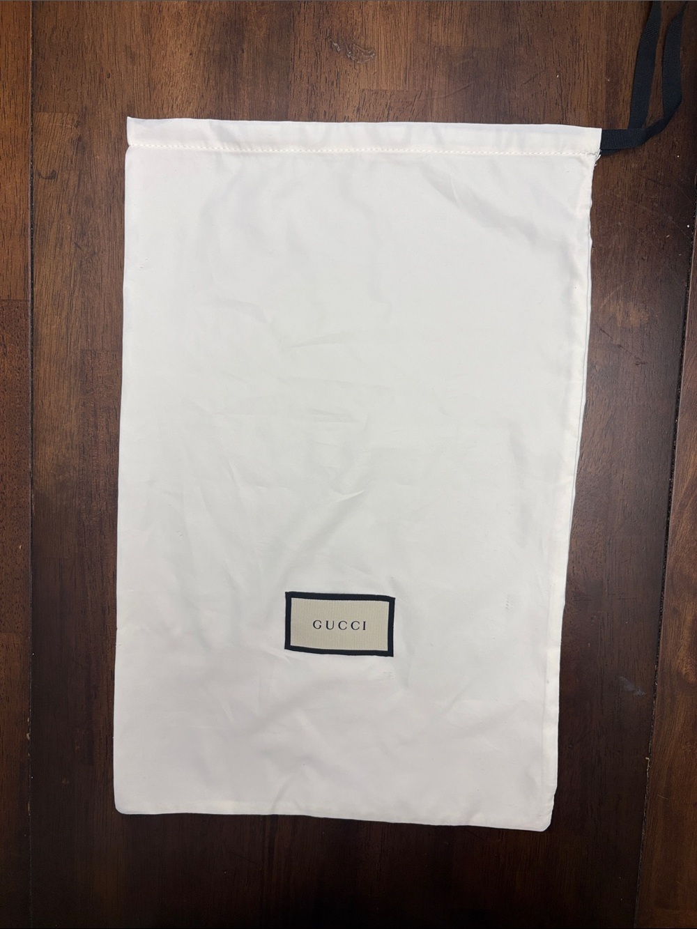 Gucci Dust bag White Label Patch with Navy Trim. 10 by 17. IN GUC.